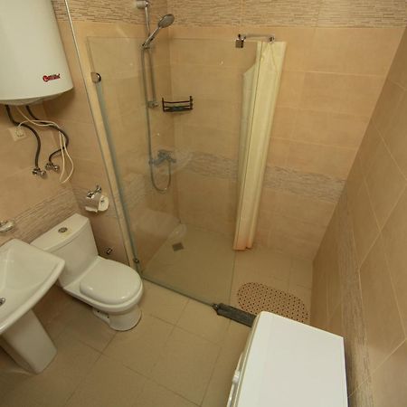 Sea Towers Suite Batumi Exterior foto